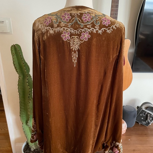 Chasing Unicorns Black Magic Woman Velvet Jacket Toffee Size S - Picture 7 of 11